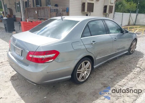 2010 Mercedes-Benz E 350 из США, поврежденный, VIN WDDHF5GB9AA080194